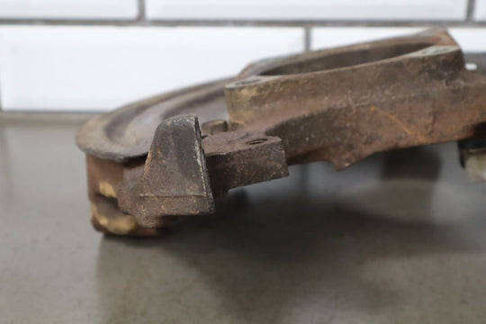 1992 - 1994 Chevrolet Suburban Left Front Spindle 15981178