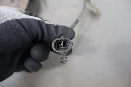 1992 - 1994 Chevrolet Suburban Right Front Spindle 15981178