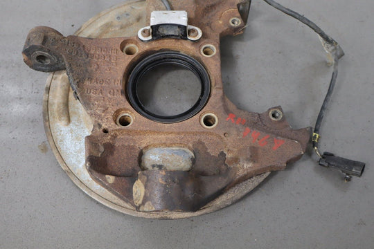 1992 - 1994 Chevrolet Suburban Right Front Spindle 15981178