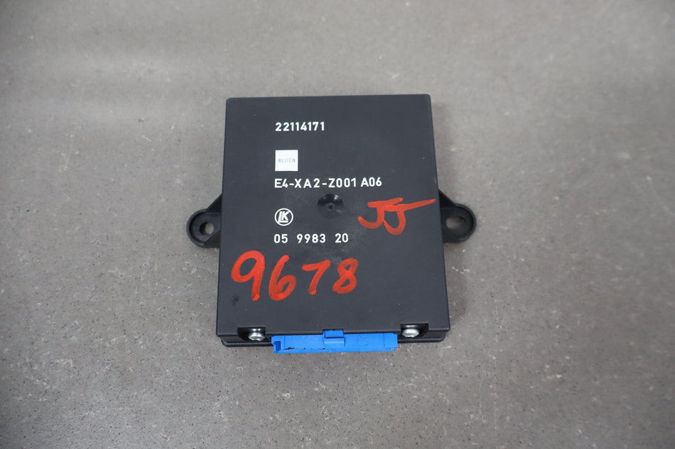 1992-1995 Chevrolet Corvette C4 FX3 Suspension Control Module 22114171