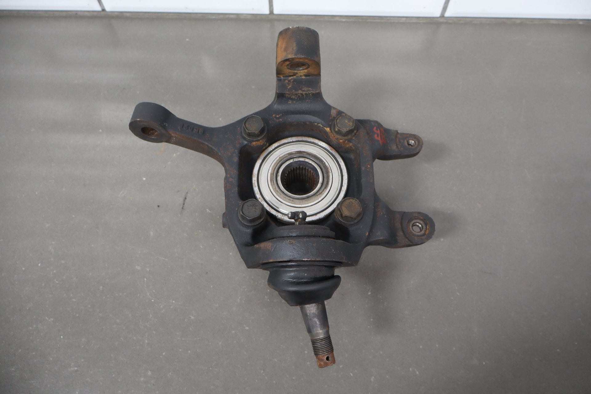 1992-1995 Dodge Viper R/T-10 Left Rear Suspension Spindle 4643119
