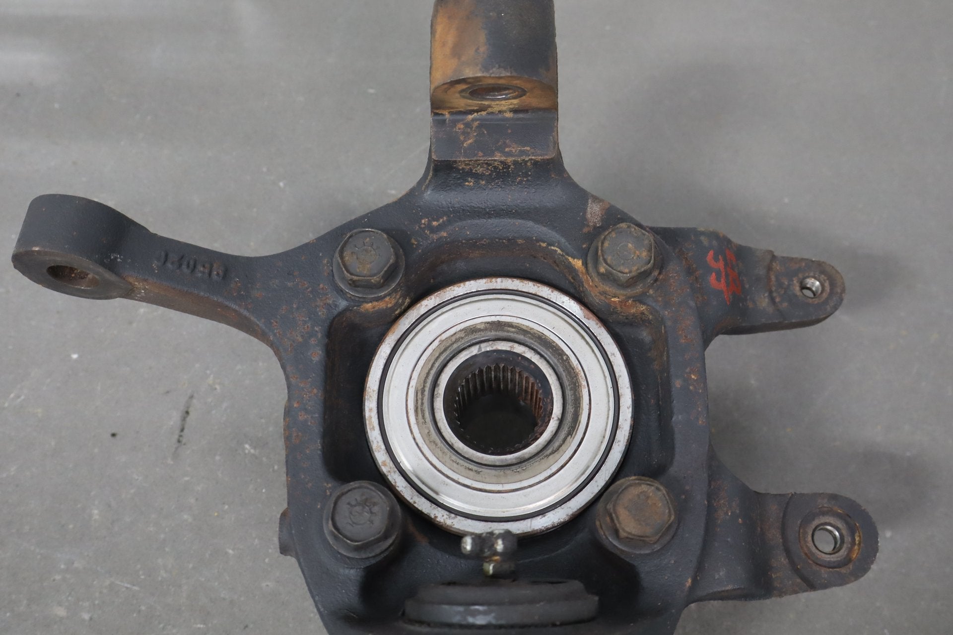1992-1995 Dodge Viper R/T-10 Left Rear Suspension Spindle 4643119