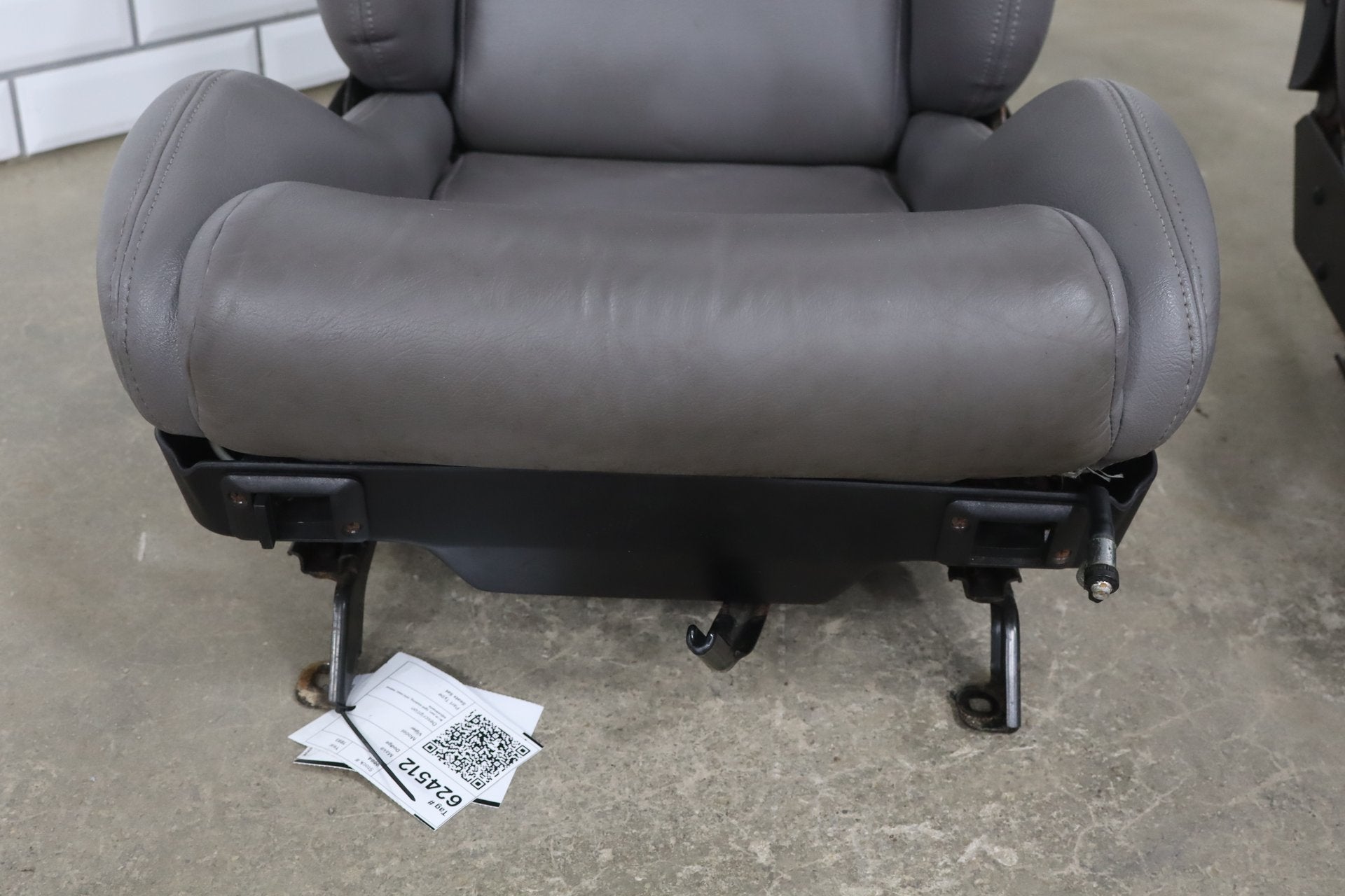 1992-1995 Dodge Viper RT/10 Gray Leather Seats Pair OEM Low Mile 15k