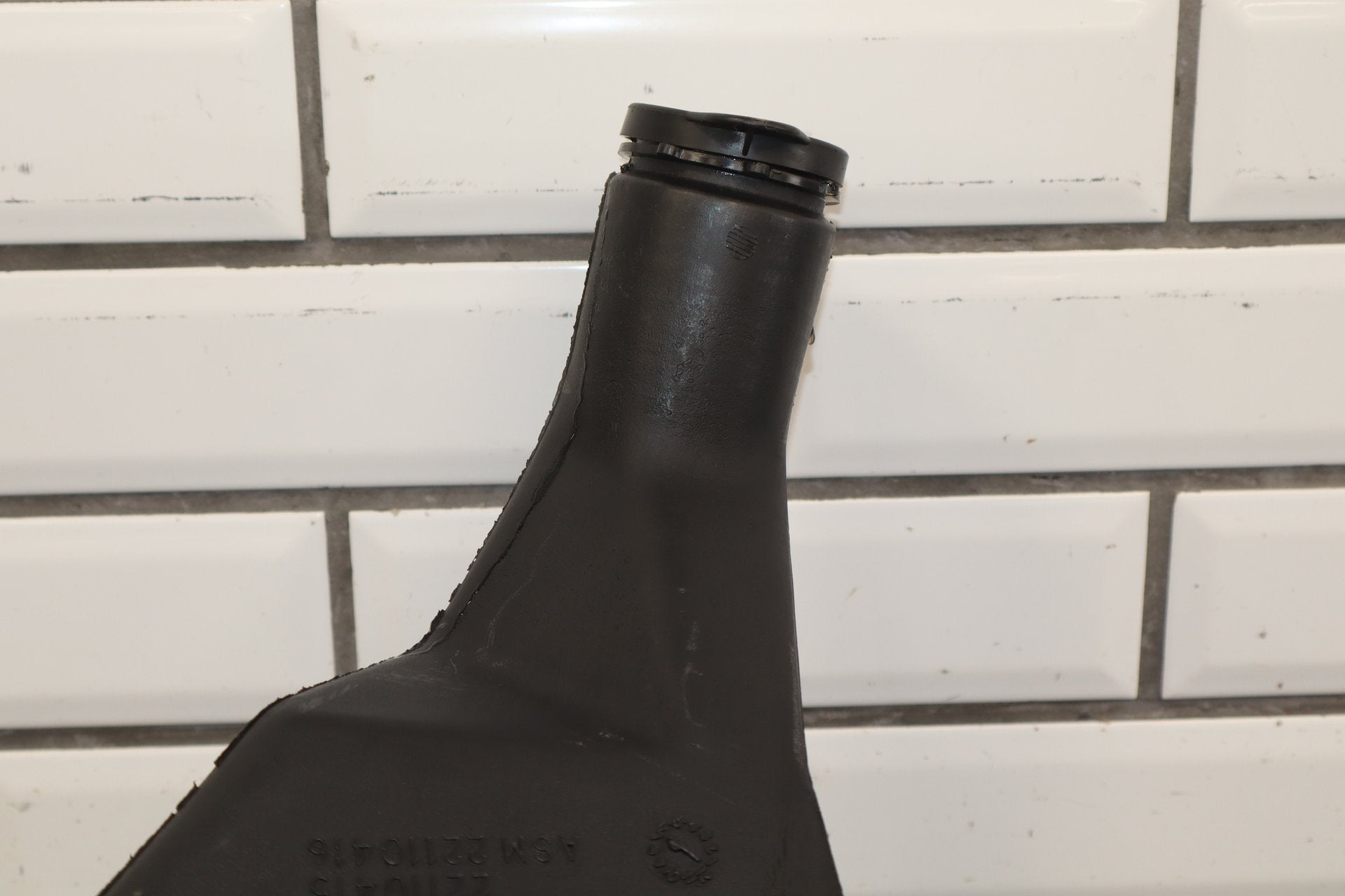 1992-1996 Chevrolet Corvette C4 Washer Bottle