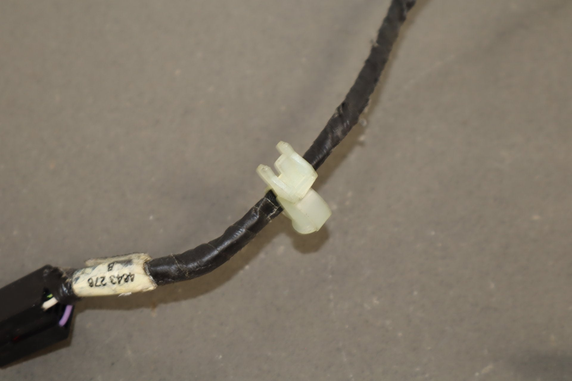 1992-1996 Dodge Viper RT/10 Left Taillight Wiring Harness OEM