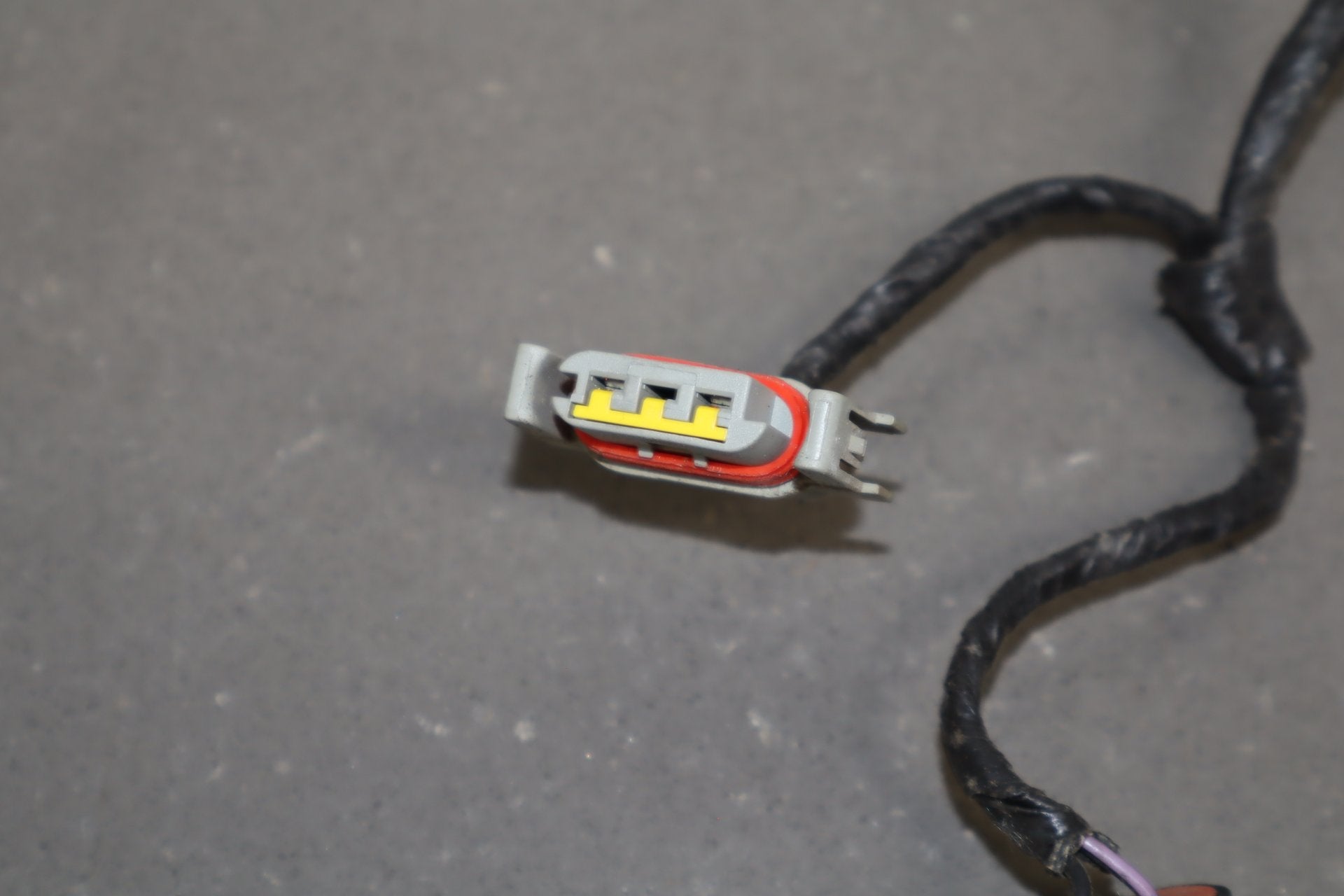 1992-1996 Dodge Viper RT/10 Left Taillight Wiring Harness OEM