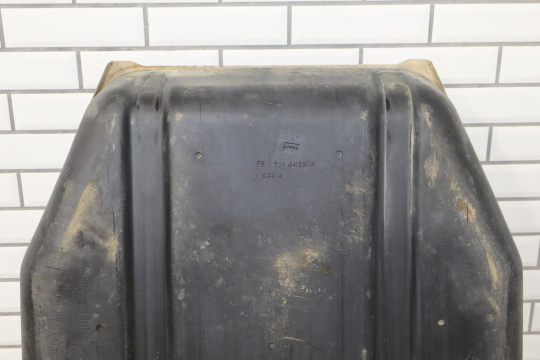 1992 - 1997 Chevrolet Suburban Fuel Tank with Pump 15662735 OEM