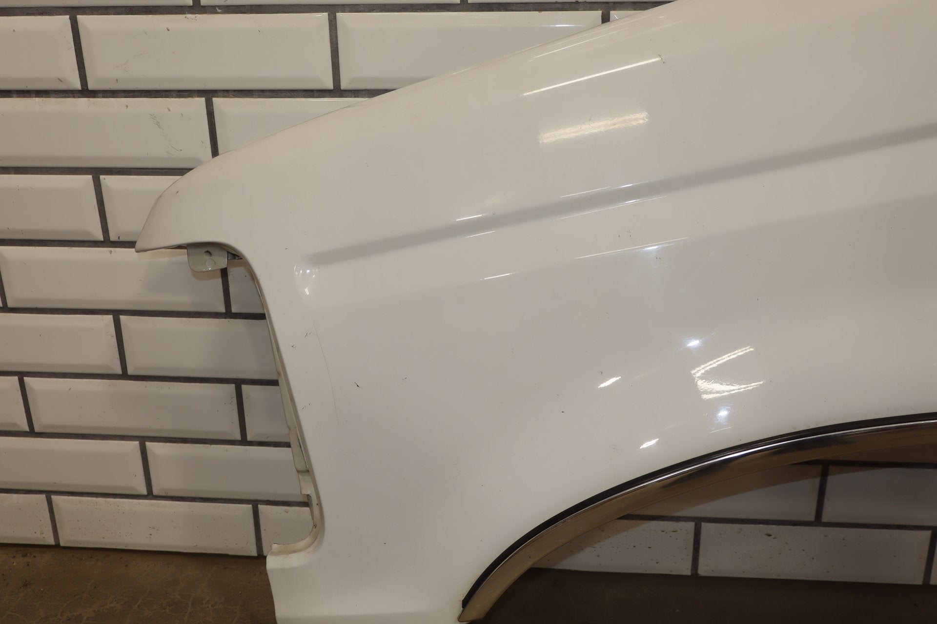 1992-1997 Ford Series OBS F150 F250 F350 Driver Left LH Fender Oxford White