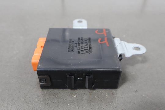 1992 - 1997 Toyota Land Cruiser Fj80 FZJ80 Door Control Relay 8598060110
