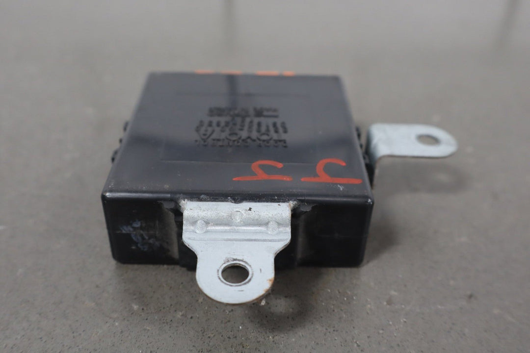 1992 - 1997 Toyota Land Cruiser Fj80 FZJ80 Door Control Relay 8598060110