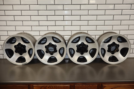 1992-1997 Toyota Land Cruiser J80- 16x8 OEM Wheel Set | Painted Centers