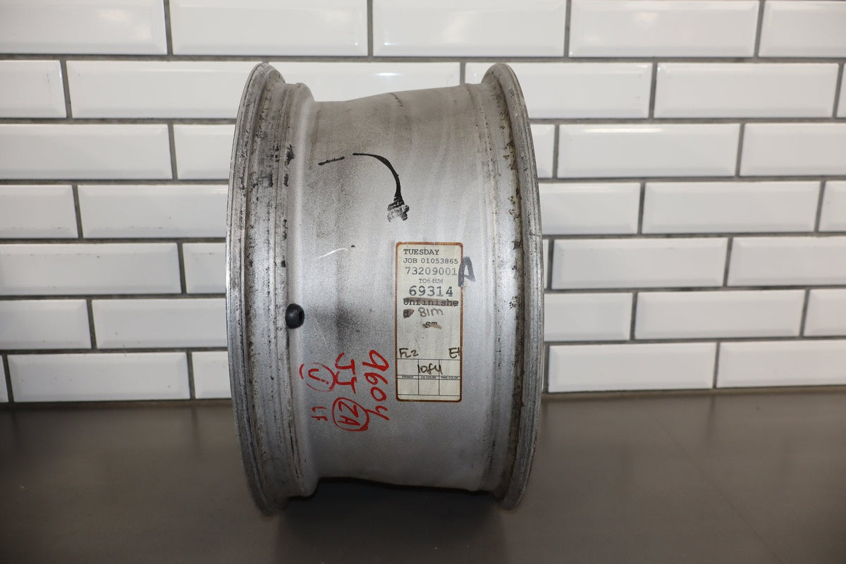 1992-1997 Toyota Land Cruiser J80- 16x8 OEM Wheel Set | Painted Centers