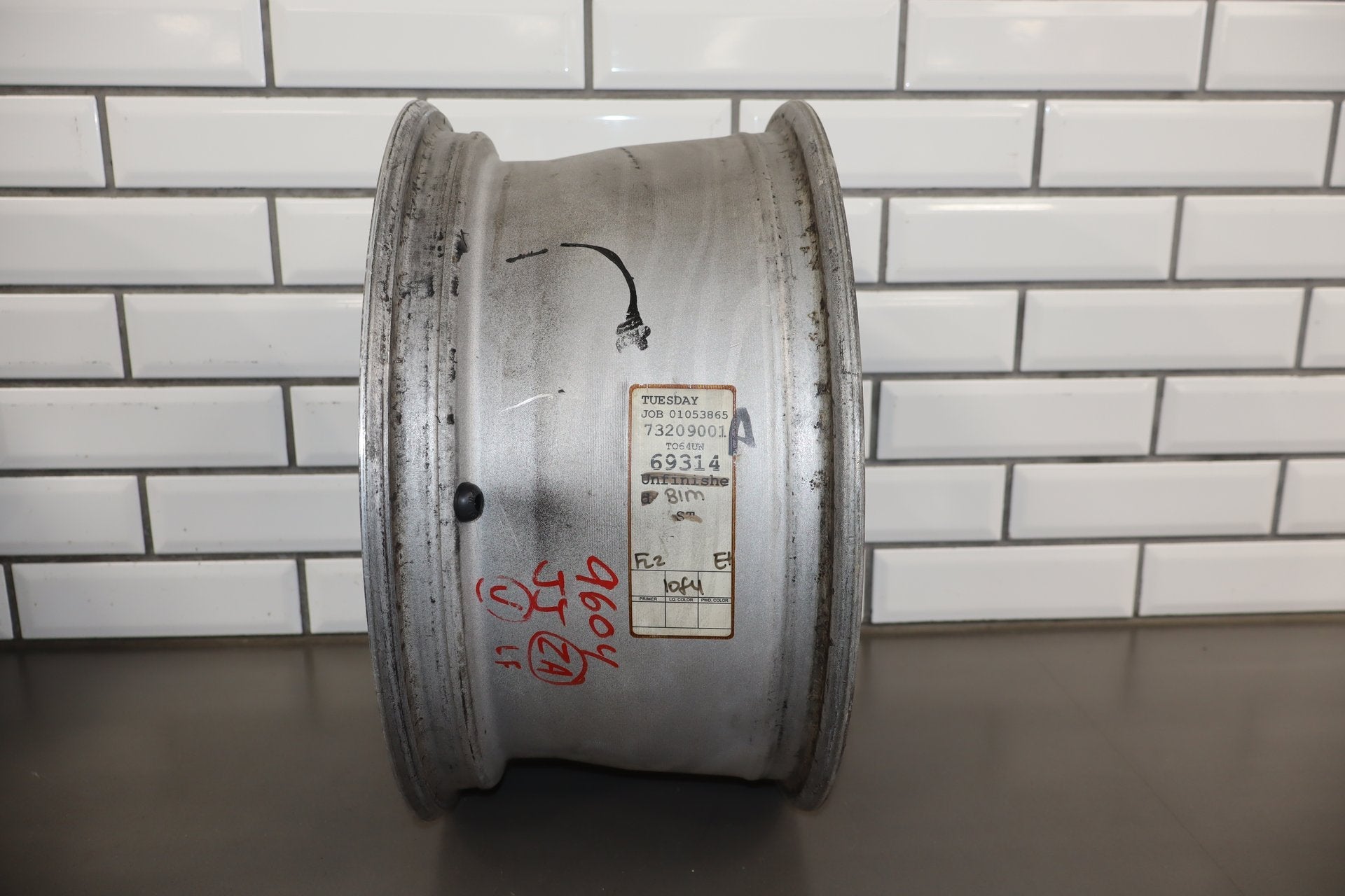 1992-1997 Toyota Land Cruiser J80- 16x8 OEM Wheel Set | Painted Centers
