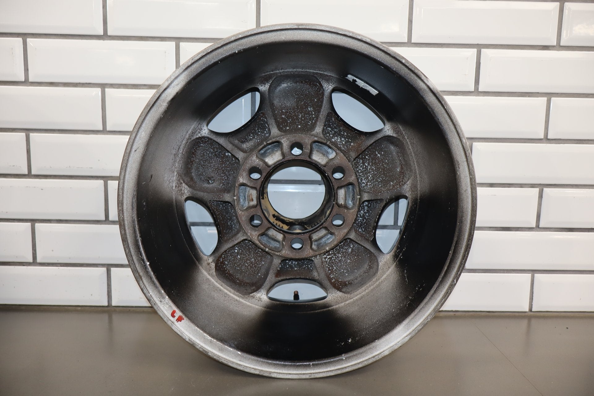 1992-1997 Toyota Land Cruiser J80- 16x8 OEM Wheel Set | Painted Centers