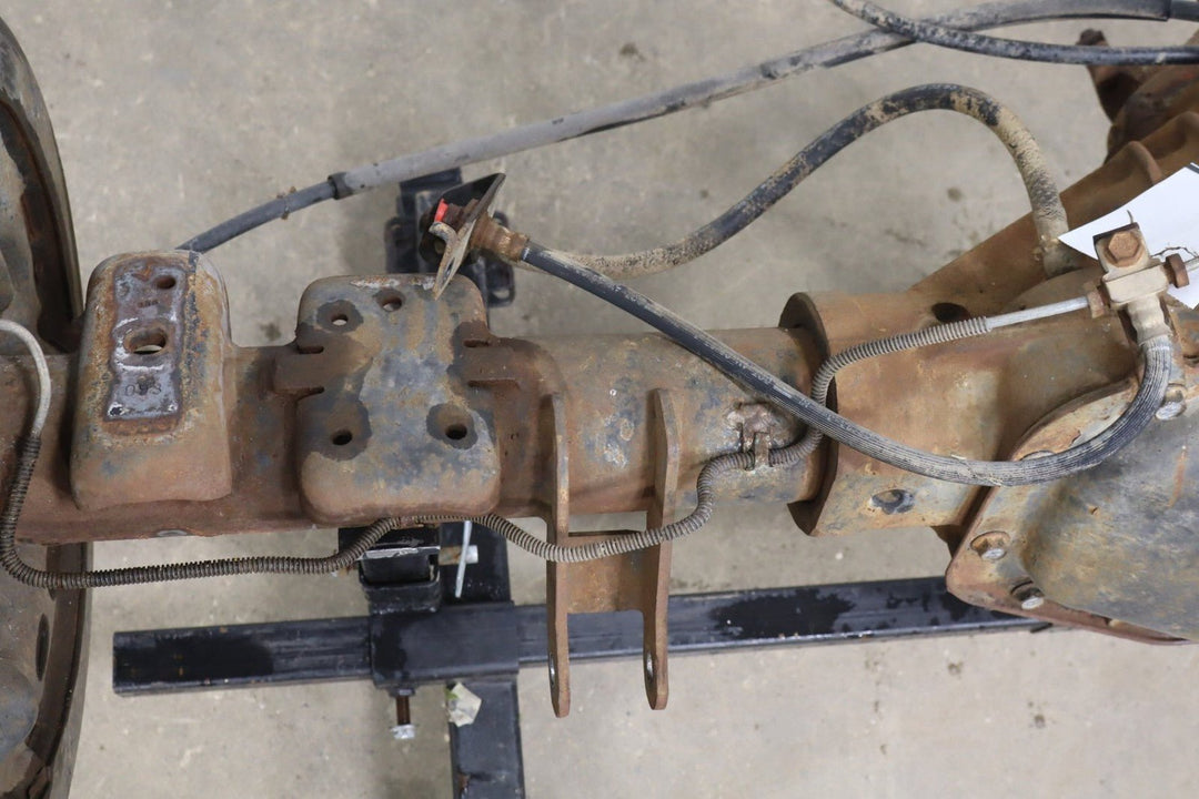 1992 - 1999 Chevrolet Suburban 2500 4.10 (GT4) Ratio Rear Axle Assembly OEM