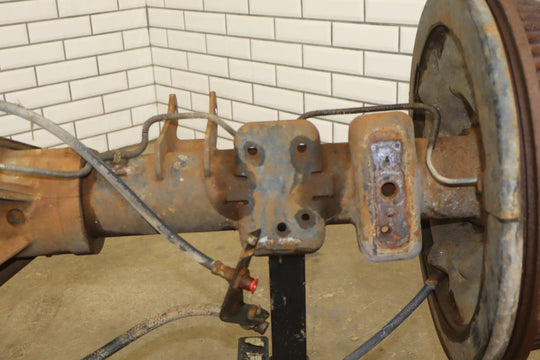 1992 - 1999 Chevrolet Suburban 2500 4.10 (GT4) Ratio Rear Axle Assembly OEM