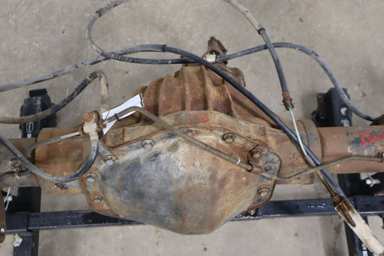 1992 - 1999 Chevrolet Suburban 2500 4.10 (GT4) Ratio Rear Axle Assembly OEM