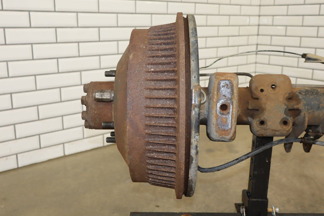 1992 - 1999 Chevrolet Suburban 2500 4.10 (GT4) Ratio Rear Axle Assembly OEM