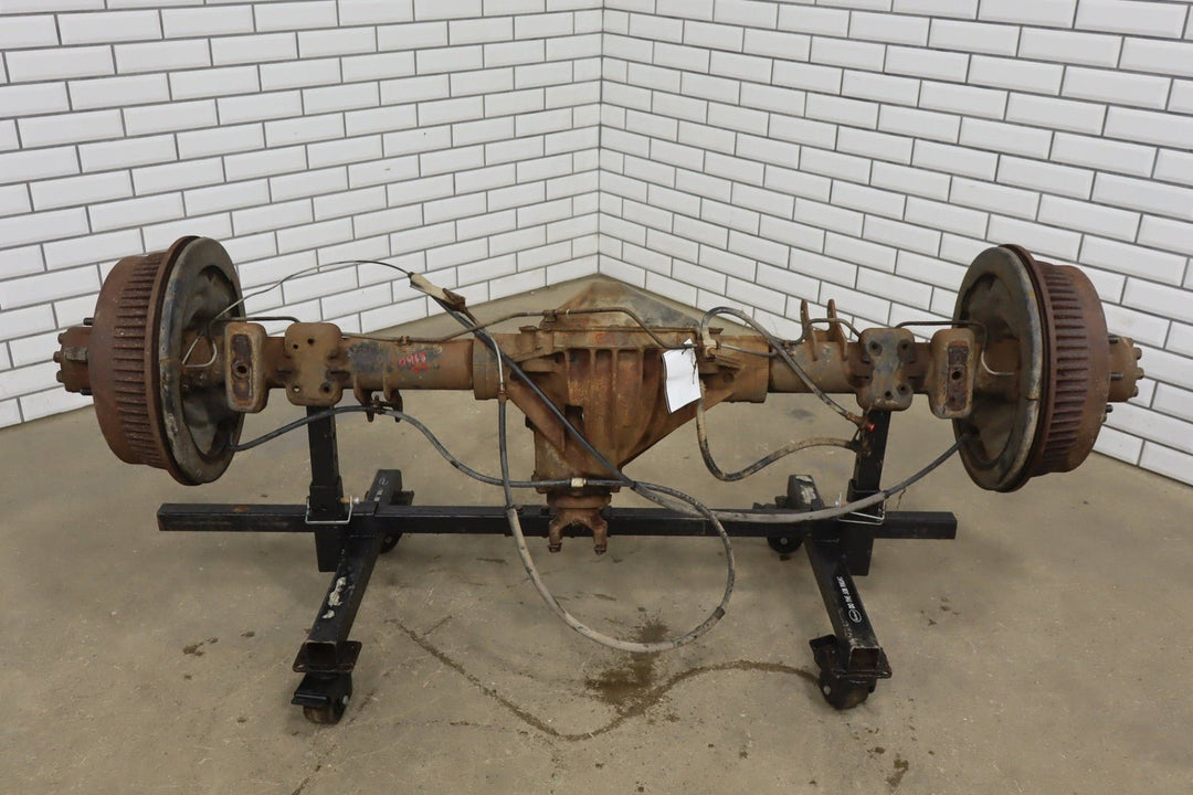 1992 - 1999 Chevrolet Suburban 2500 4.10 (GT4) Ratio Rear Axle Assembly OEM