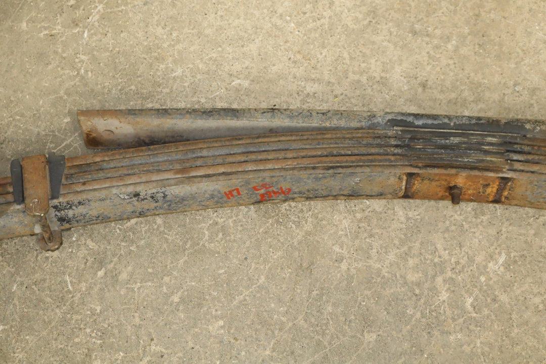 1992 - 1999 Chevrolet Suburban 2500 Rear Leaf Spring 15644918 OEM Pair (2)