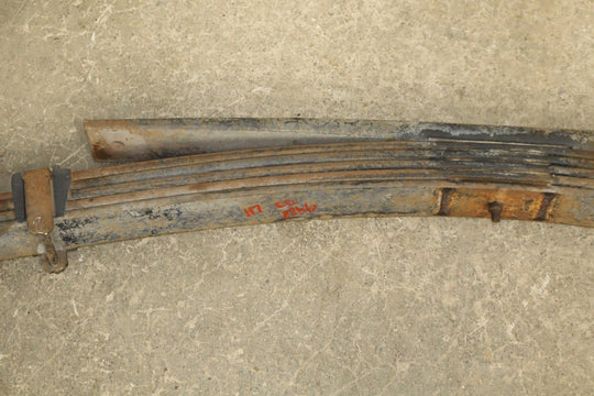 1992 - 1999 Chevrolet Suburban 2500 Rear Leaf Spring 15644918 OEM Pair (2)