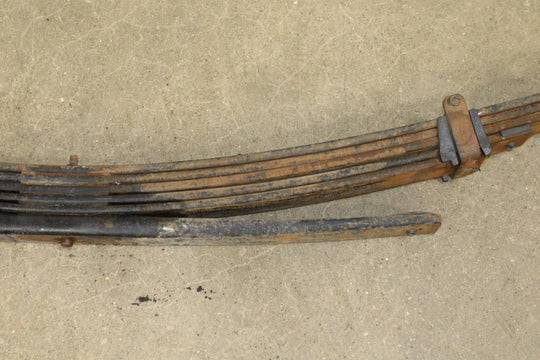 1992 - 1999 Chevrolet Suburban 2500 Rear Leaf Spring 15644918 OEM Pair (2)
