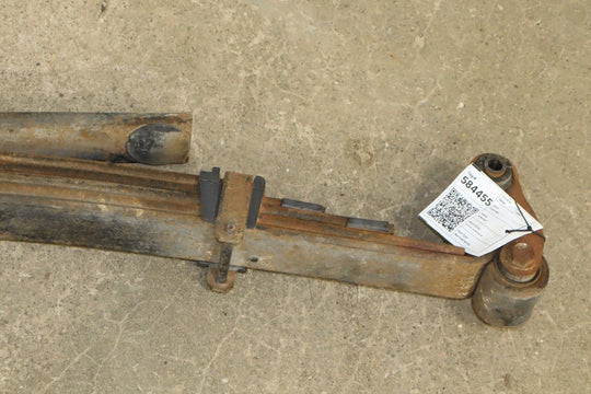 1992 - 1999 Chevrolet Suburban 2500 Rear Leaf Spring 15644918 OEM Pair (2)