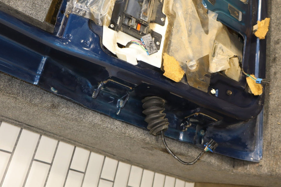 1992 - 1999 Chevrolet Suburban Right Rear Door Adriatic Blue ( 39 ) 88979961