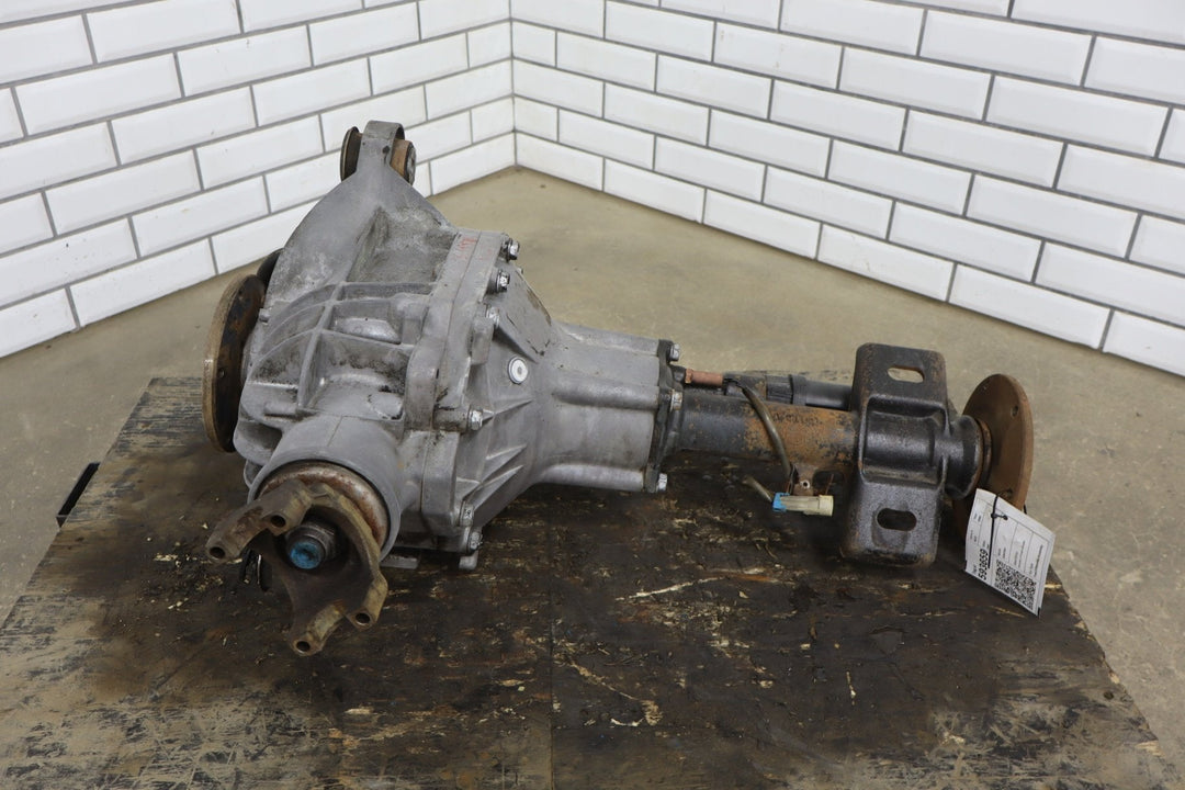 1992 - 1999 Chevy/GMC GMT400 3/4 Ton 2500 3.73 Front Carrier Assembly