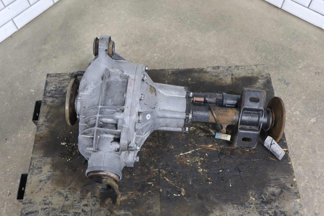 1992 - 1999 Chevy/GMC GMT400 3/4 Ton 2500 3.73 Front Carrier Assembly