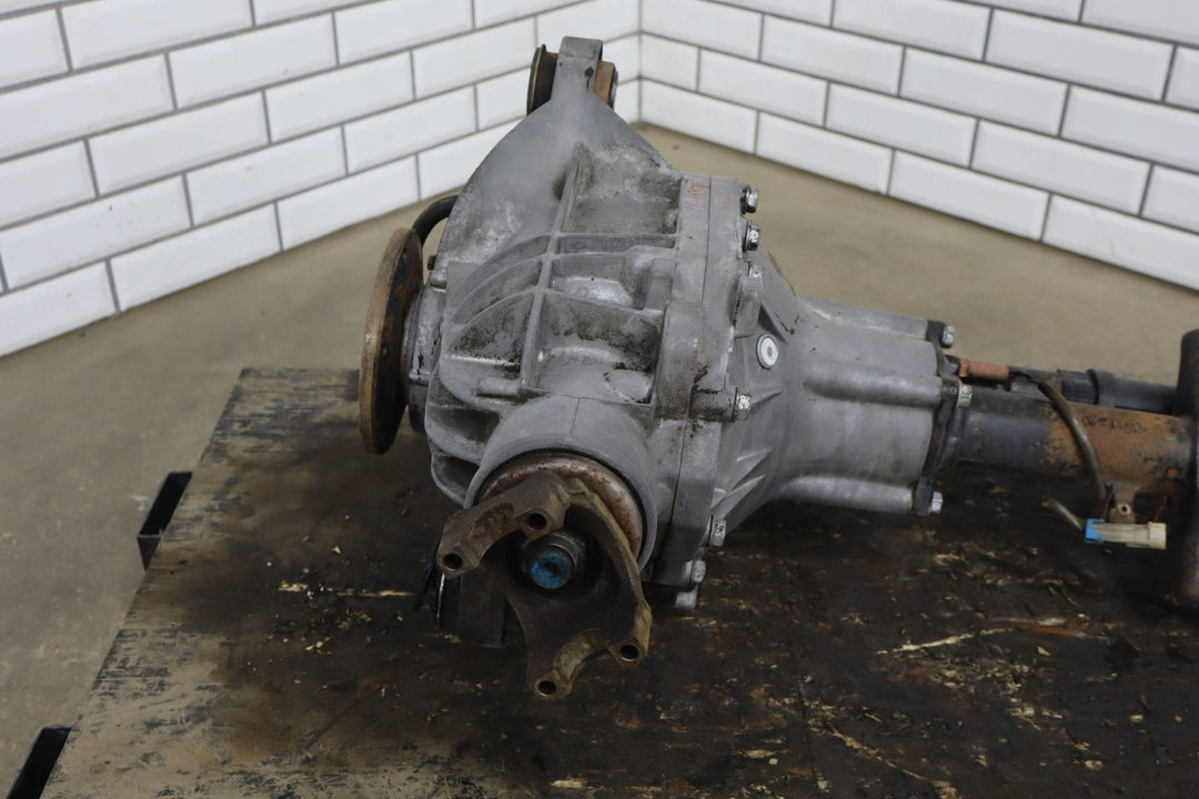 1992 - 1999 Chevy/GMC GMT400 3/4 Ton 2500 3.73 Front Carrier Assembly