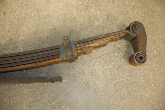 1992 - 1999 GMC Suburban 2500 Rear Leaf Springs Pair Left/Right 15030575 OEM