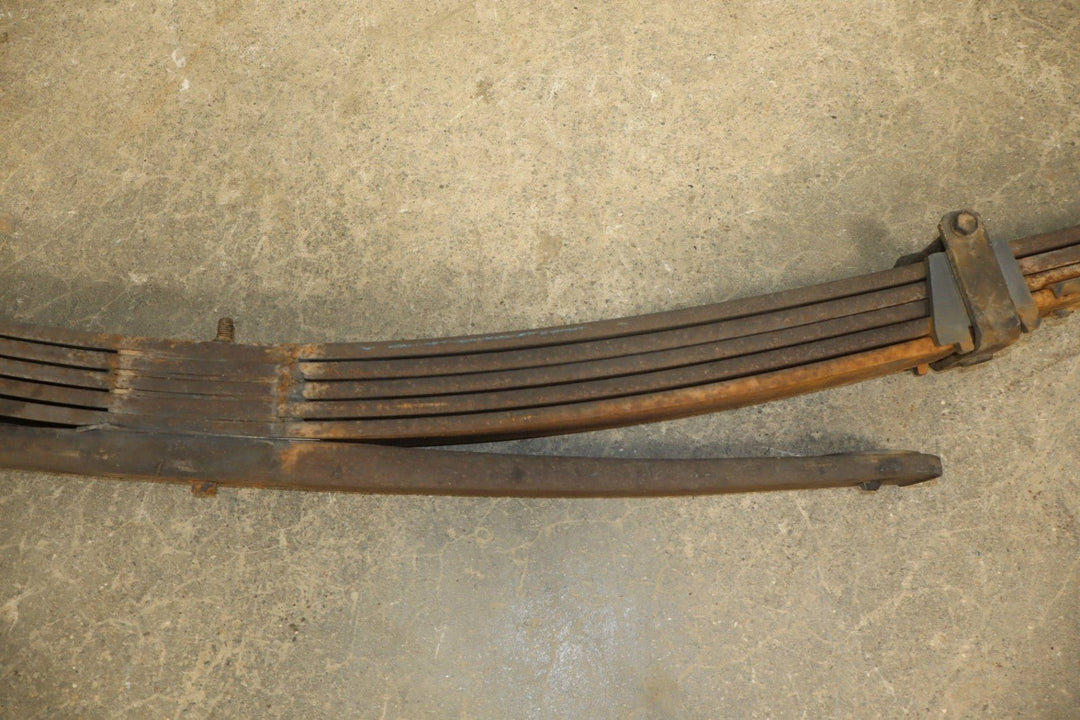 1992 - 1999 GMC Suburban 2500 Rear Leaf Springs Pair Left/Right 15030575 OEM
