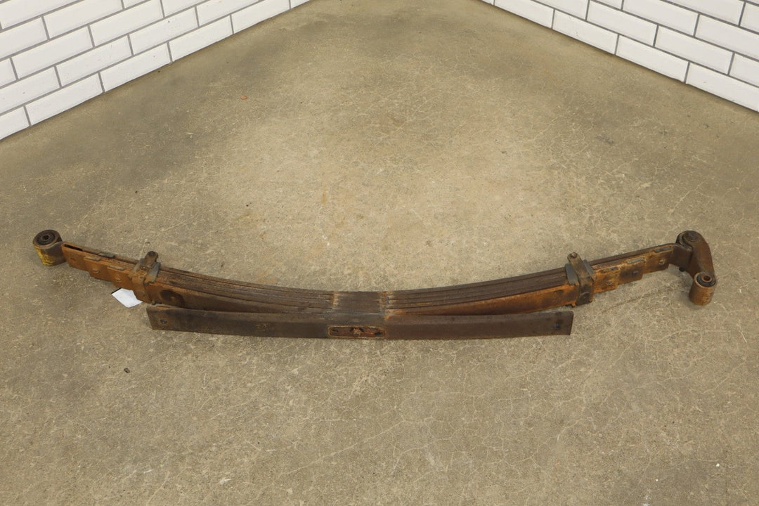 1992 - 1999 GMC Suburban 2500 Rear Leaf Springs Pair Left/Right 15030575 OEM