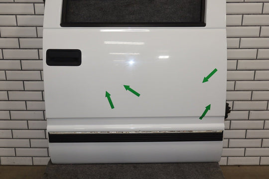 1992 - 1999 GMC Suburban Right Rear Door Olympic White ( 50 ) 88979961