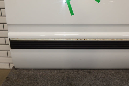 1992 - 1999 GMC Suburban Right Rear Door Olympic White ( 50 ) 88979961