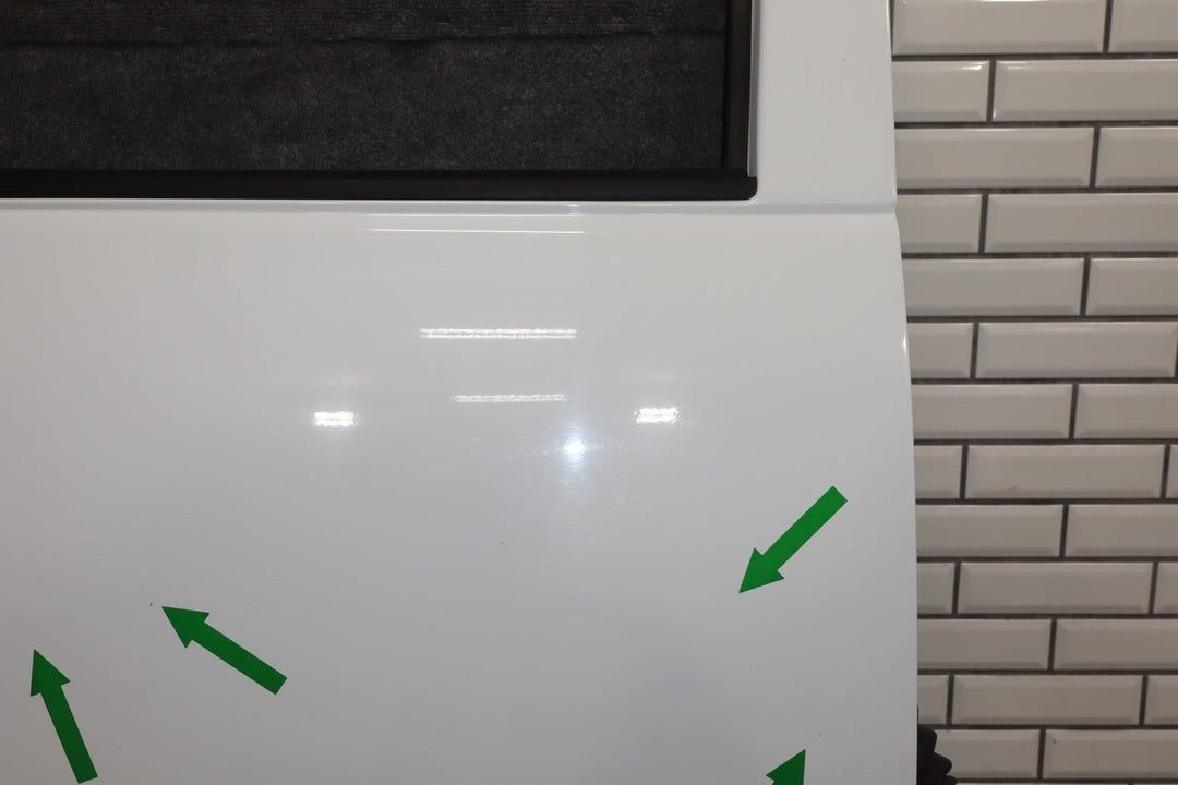 1992 - 1999 GMC Suburban Right Rear Door Olympic White ( 50 ) 88979961