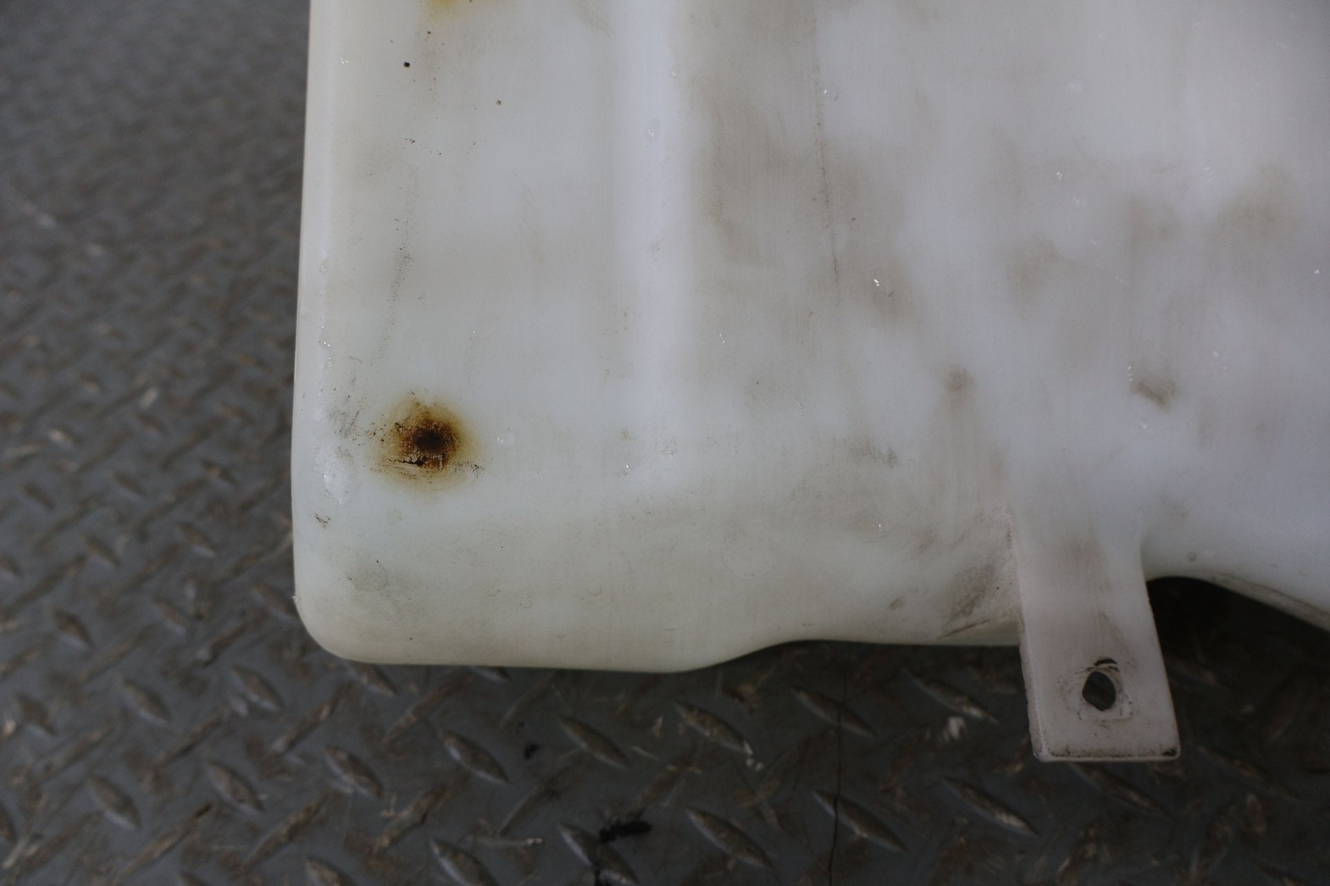 1992 Chevrolet Caprice- Washer Bottle