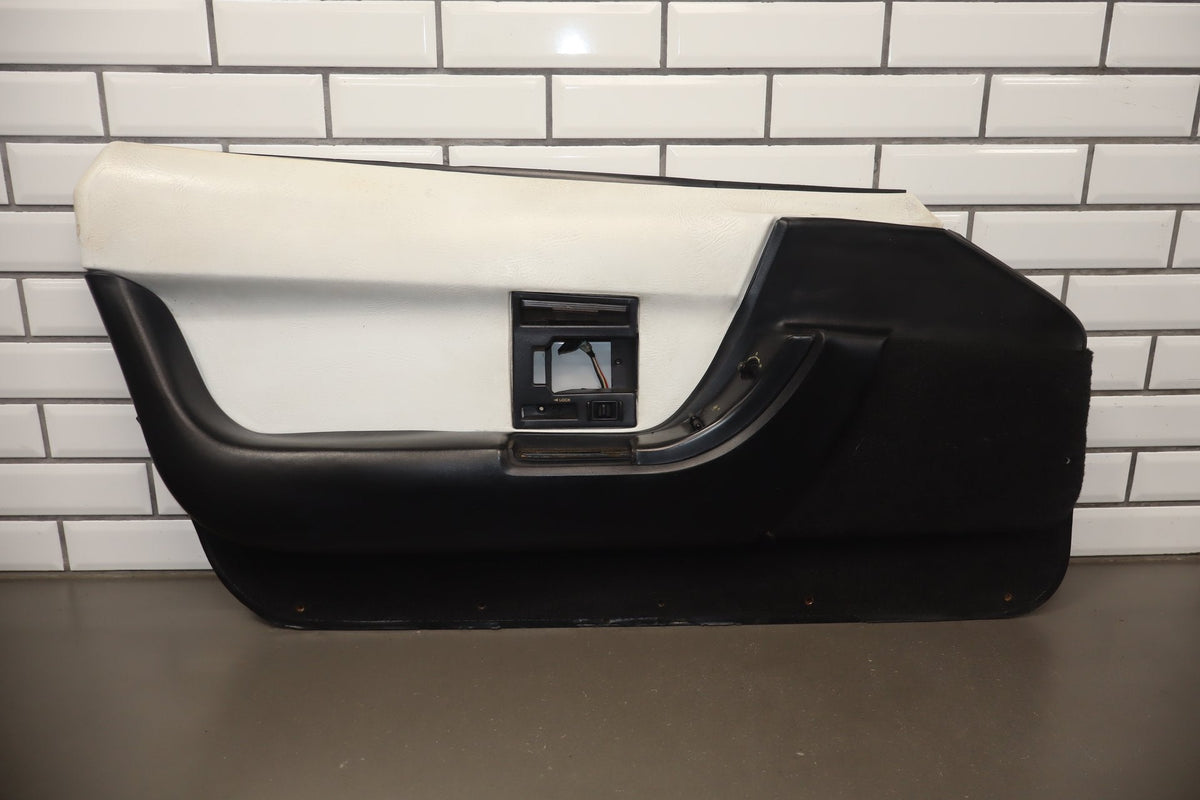 1992 Chevrolet Corvette Convertible Pair- Front Trim Panels White 10085975