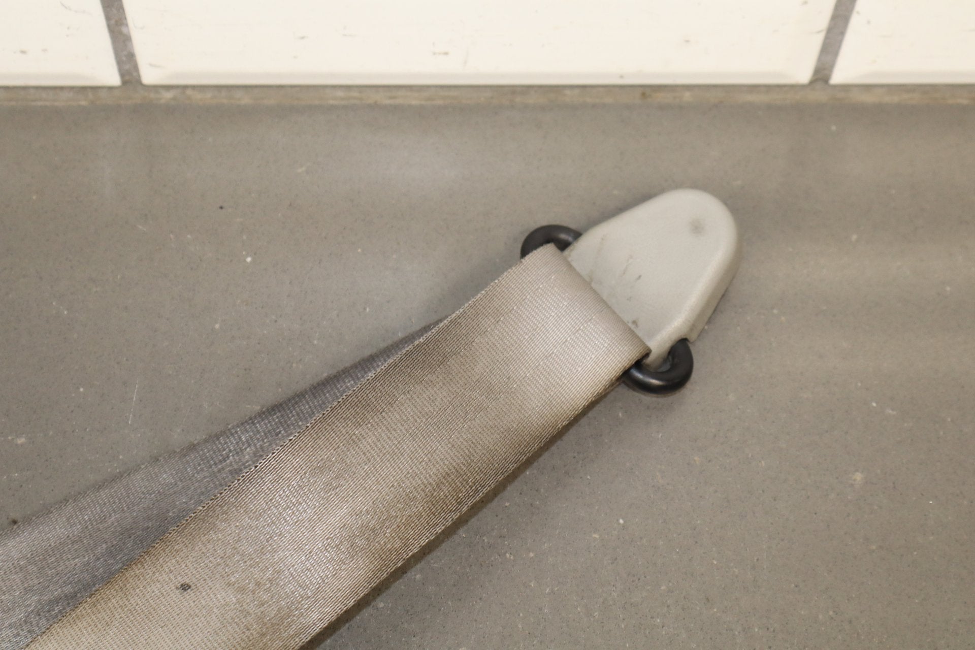 1992 Chevrolet Corvette Pair- Front Seat Belts Light Gray