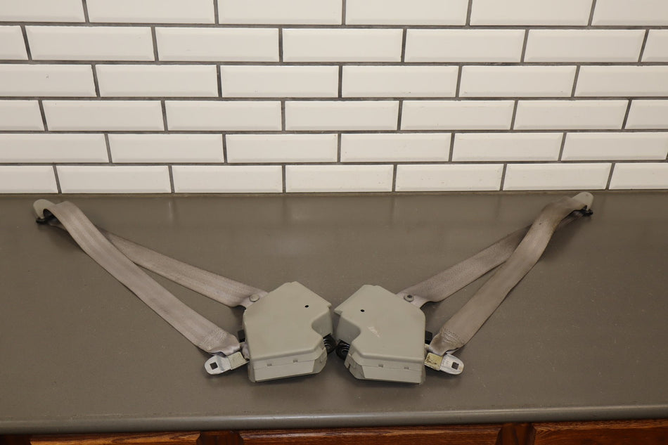 1992 Chevrolet Corvette Pair- Front Seat Belts Light Gray