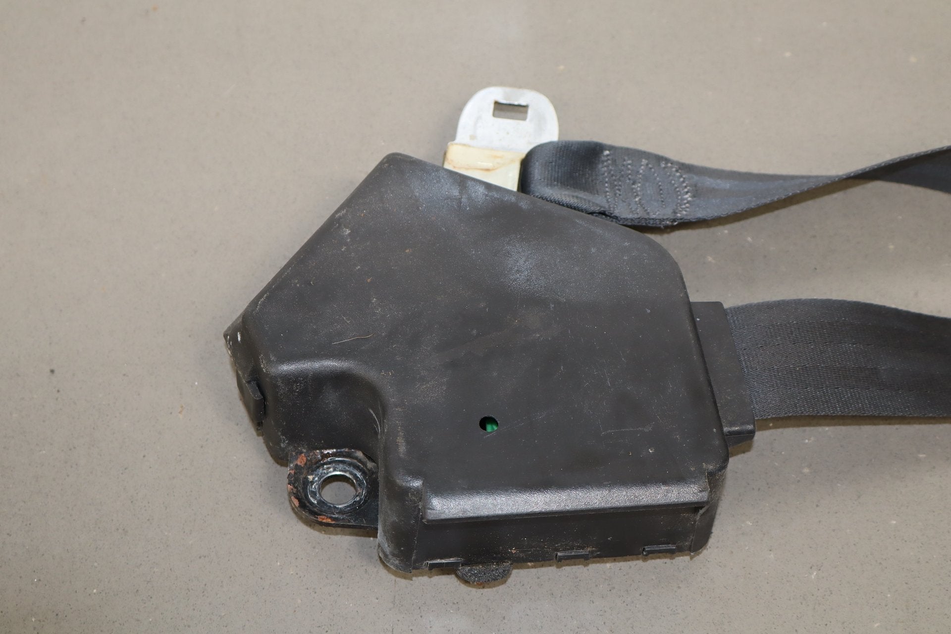 1992 Chevrolet Corvette Pair- Front Seat Belts White