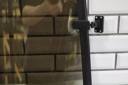 1992 GMC Sierra GMT400 Extended Cab Right Quarter Window OEM