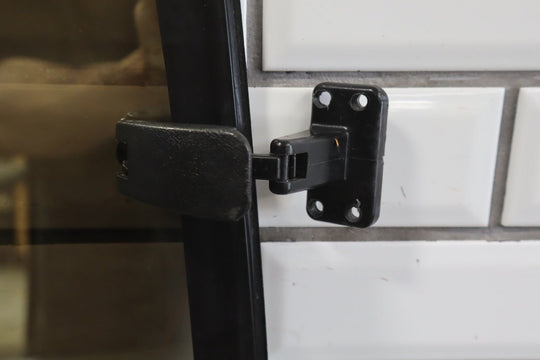 1992 GMC Sierra GMT400 Extended Cab Right Quarter Window OEM