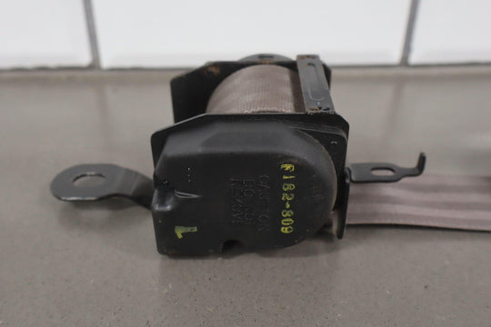 1992 Toyota Land Cruiser 2nd Row Left Seat Belt Retractor *Tested*