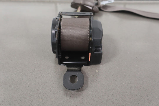 1992 Toyota Land Cruiser 2nd Row Left Seat Belt Retractor *Tested*