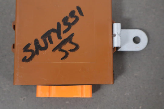 1992 Toyota Land Cruiser Door Control Relay Module OEM