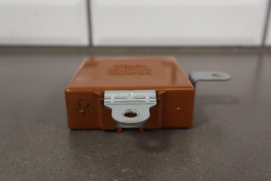 1992 Toyota Land Cruiser Door Control Relay Module OEM