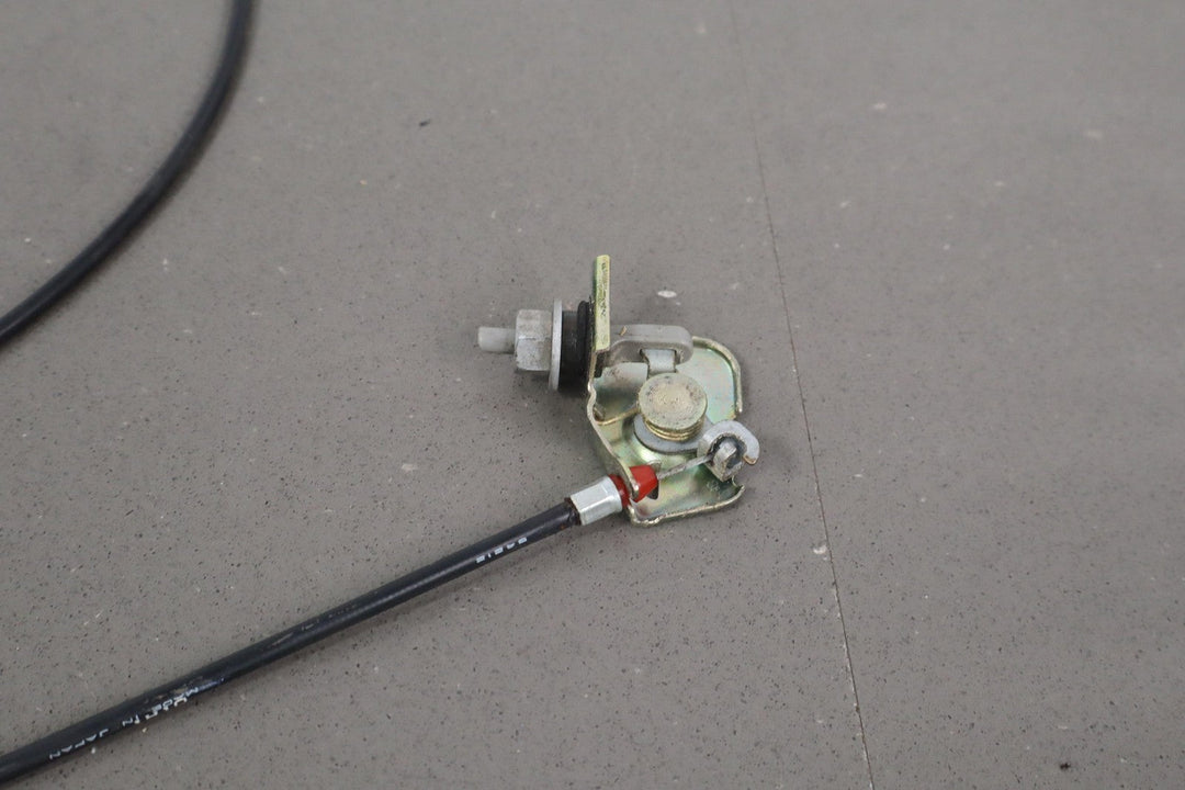 1992 Toyota Land Cruiser Fuel Filler Door Release Cable W/Interior Handle