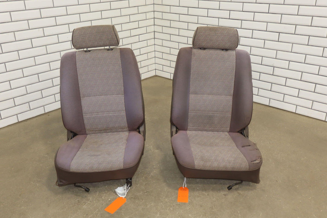 1992 Toyota Land Cruiser Right & Left Front Manual Cloth Seats *Heavy Wear*